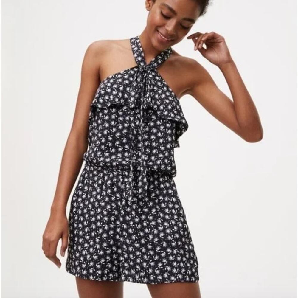 ANN TAYLOR LOFT Black White Floral Print Ruffle Shorts Tie Tank Top Romper  M - Picture 11 of 12